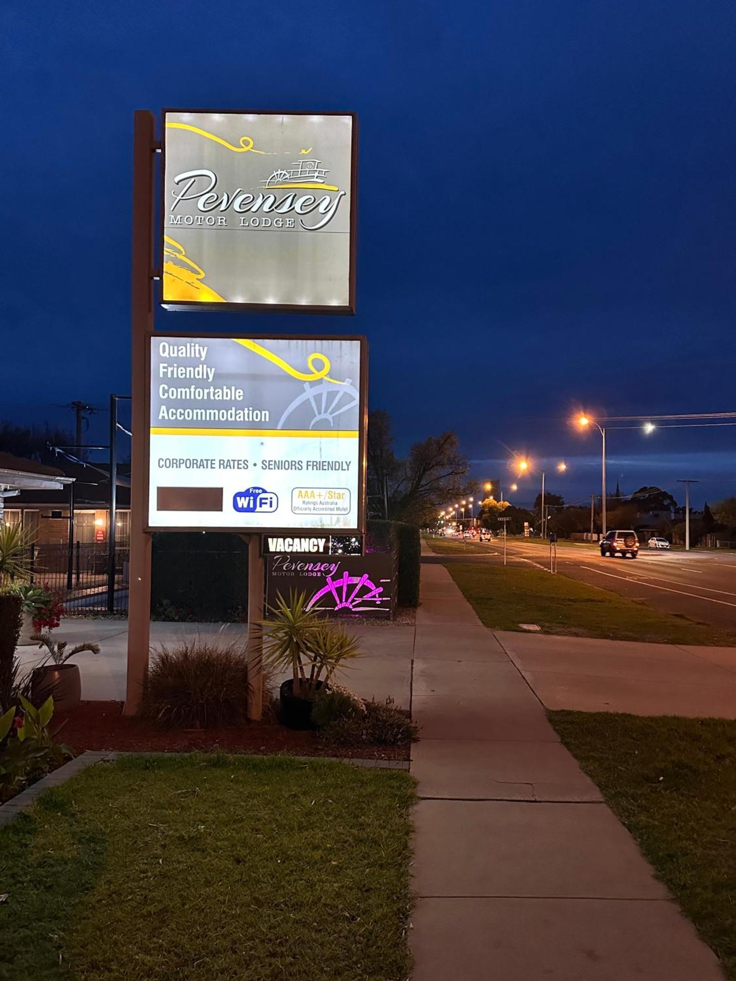 Pevensey Motor Lodge Echuca Exterior foto